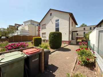 ***Einfamilienhaus mit schönem Grundstück in gefragter Lage von Mainz-Finthen***, 55126 Mainz, Einfamilienhaus